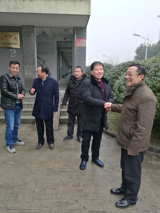 说明:C:\Users\xsy\Desktop\puv\F997192D6D4EC11E882588A057CF8189.jpg